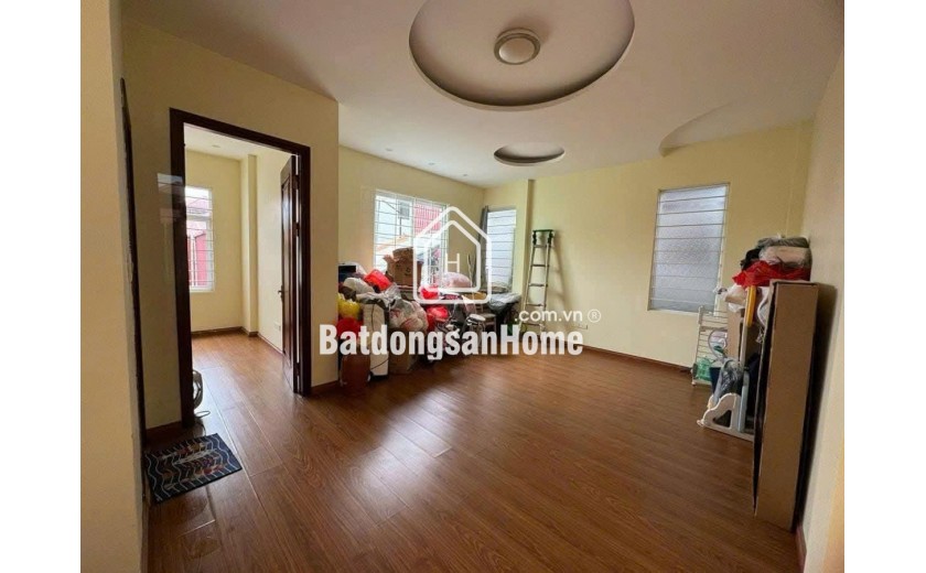 70M RA MẶT ĐƯỜNG LÁNG - ĐỐNG ĐA  - DÂN XÂY KIÊN CỐ - SÂN RỘNG - NHỈNH 9 TỶ